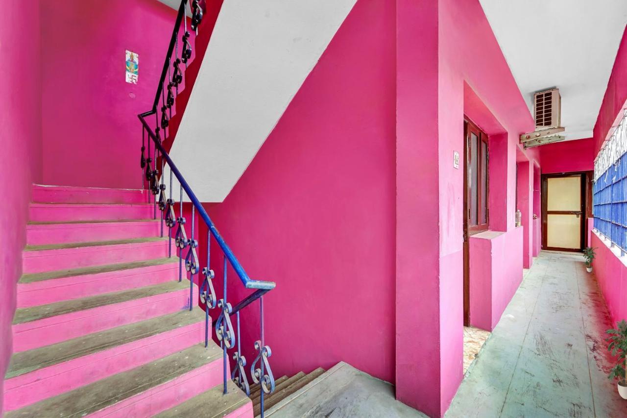 Hotel O Arunachala Guest House Near Pvr Spi Palazzo Chennai Esterno foto